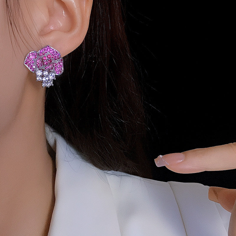 Women's And Simplicity Fashion Flower Three-dimensional Rose Red Zircon Earrings