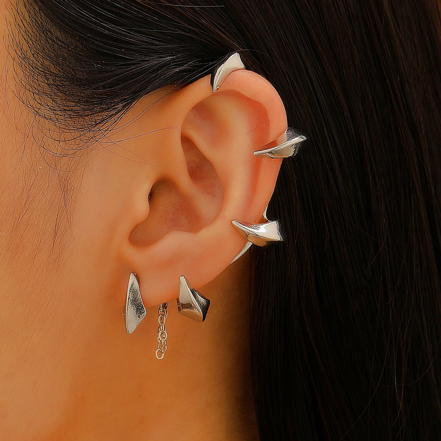 Dark Devil Pointed Without Pierced High-grade Ear Clip