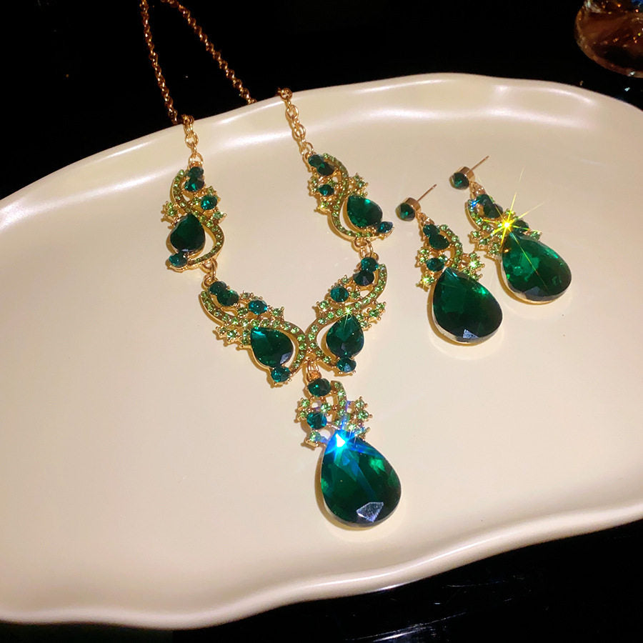 Women's Zircon Flower Water Drops Fashion Short Jewelry Set