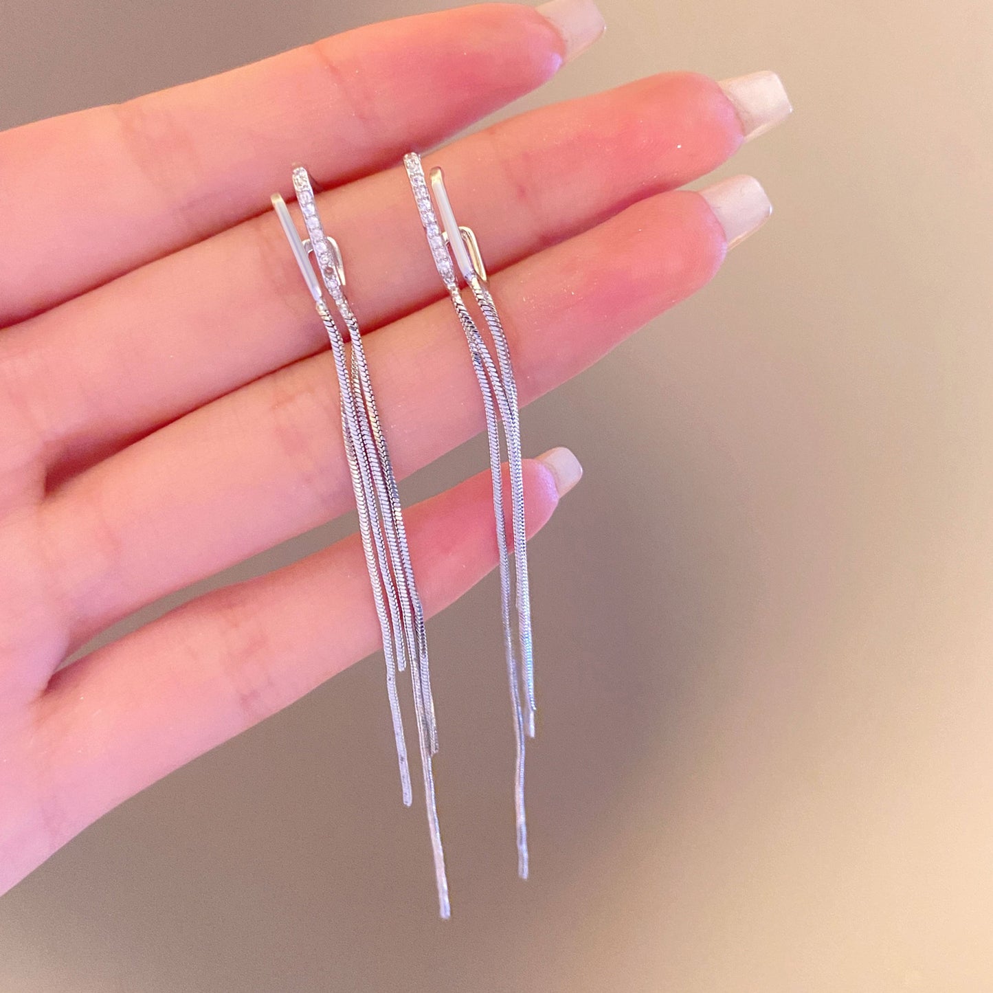 Women's Long Fringe Fashionable High-grade Design Sense Exaggerating Unique Earrings