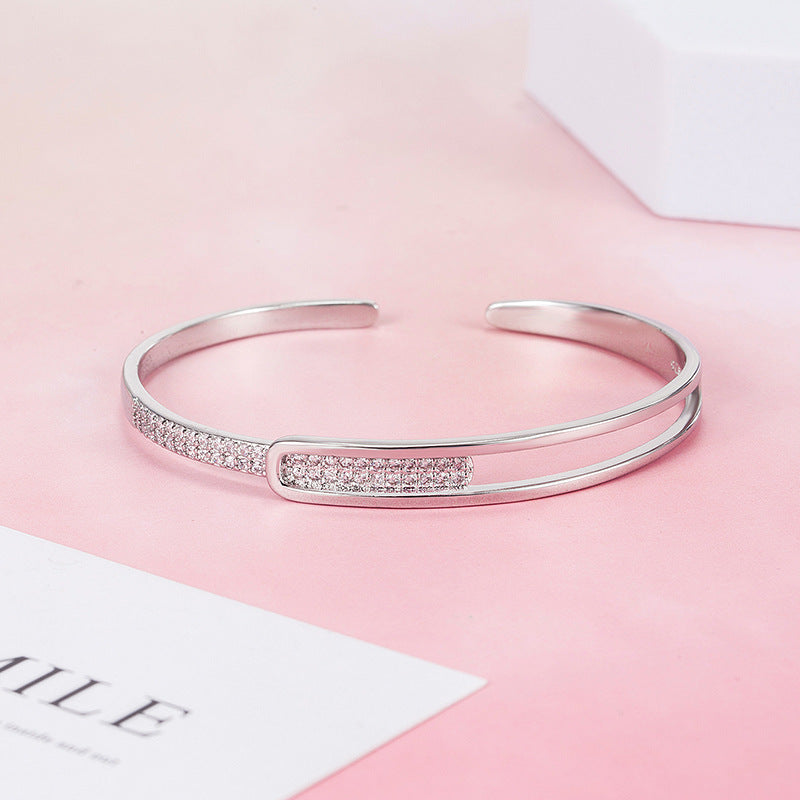 Women's Super Shiny Advanced Texture Simple Fashion Exquisite Bracelet