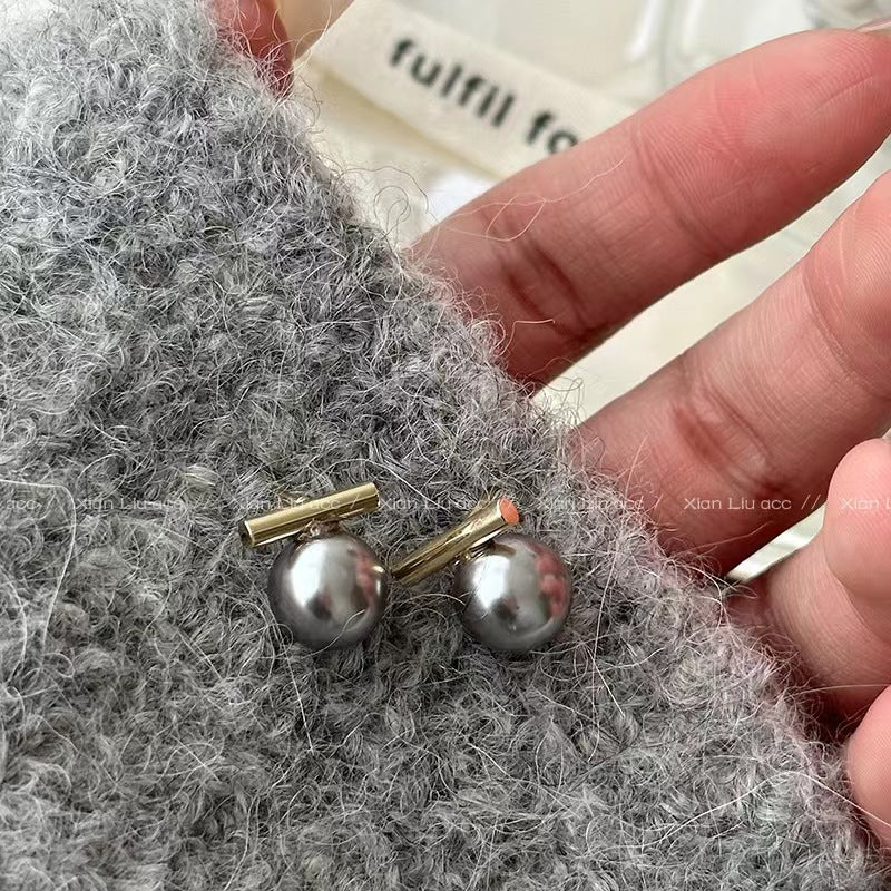 Women's Style Metal Pearl For Design Retro Personality Minimalism Versatile Stud Earrings