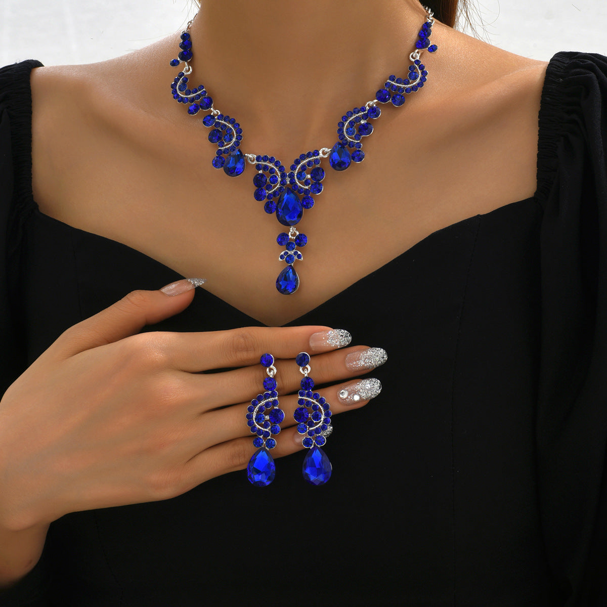 Women's Bridal Wedding Crystal Banquet Dress Party Alloy Ethnic Style Jewelry Set