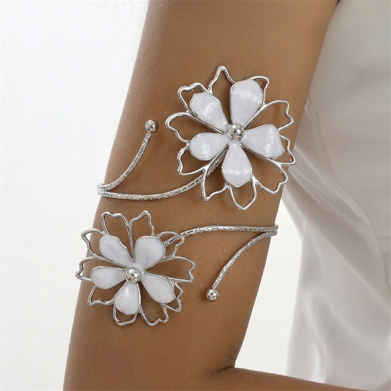 Hollow Three-dimensional Flower Niche Glaze Flowers Bracelet