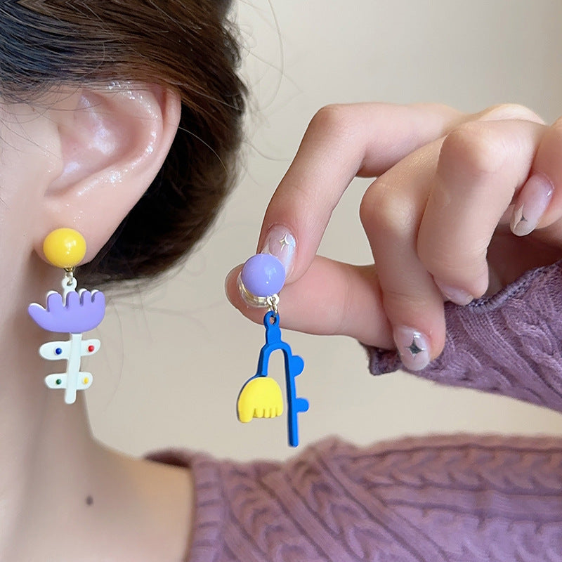 Women's Outing Cute Asymmetric Color Sweet Personality Mosquito Ear Clip