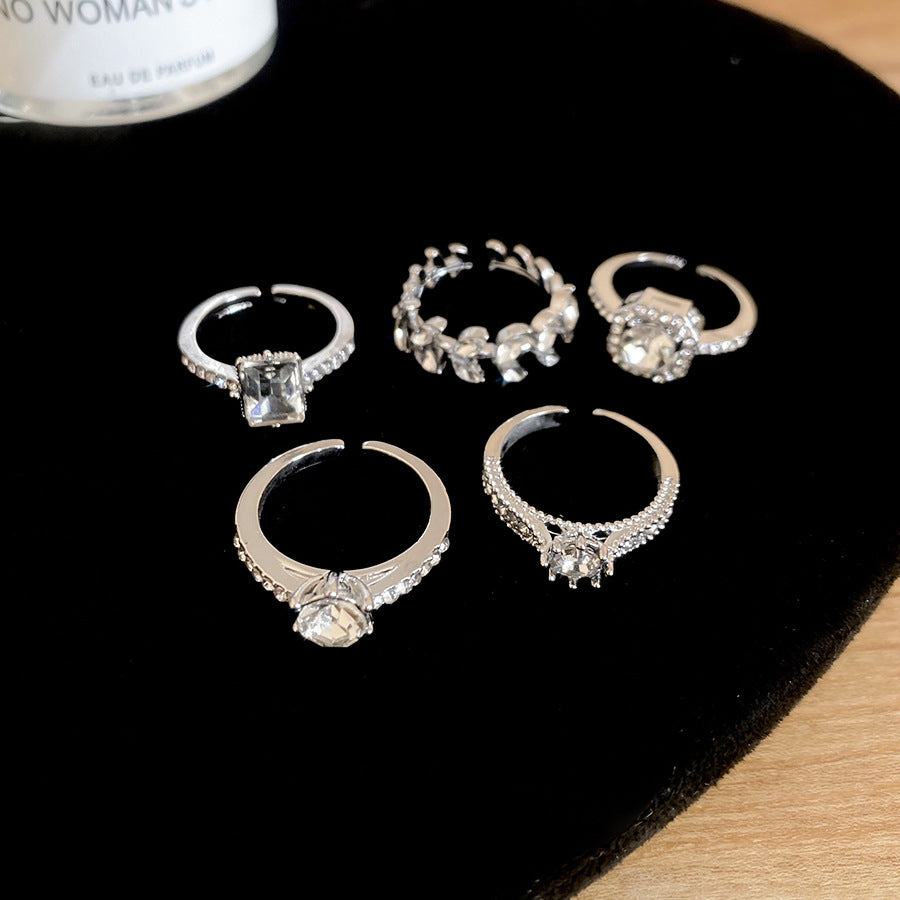 Inlaid Zircon Love Round Open Niche High Sense Rings