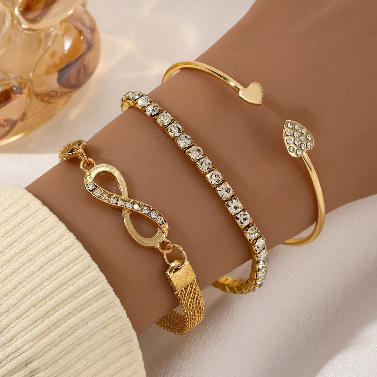 Women's Diamond Heart Alloy Niche High Sense Bracelet