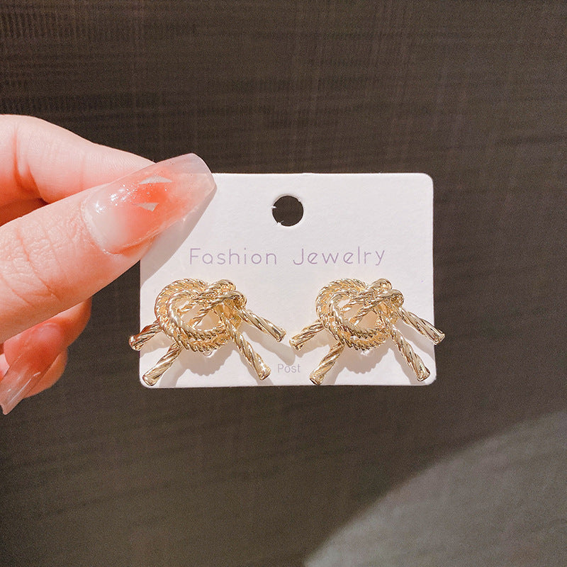 Trendy Lady's Commuter Style Sier Pin Earrings