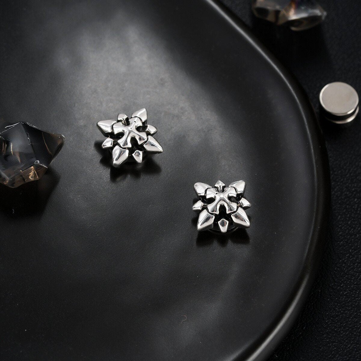 Men's Earless Light Luxury Fashion Female Niche Ear Clip