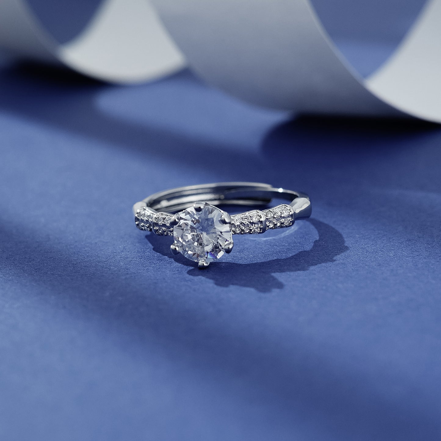 Glamorous Women's Moissanite Classic Karat Live Rings