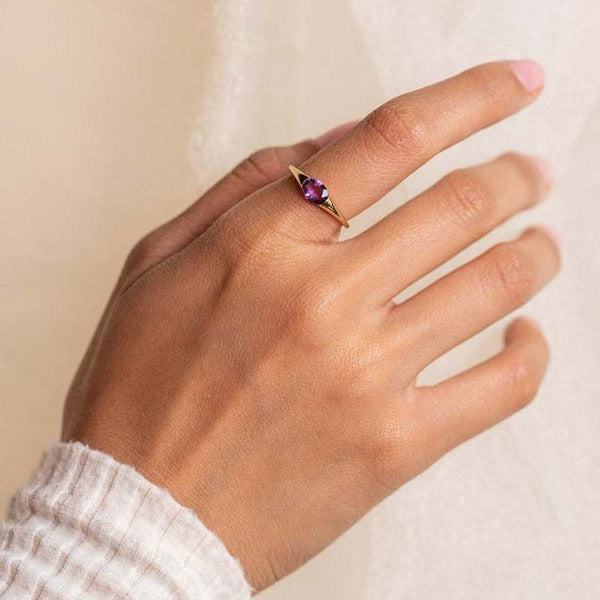 Women's Gold Inlaid Purple Gemstone Simple Fashion Rings