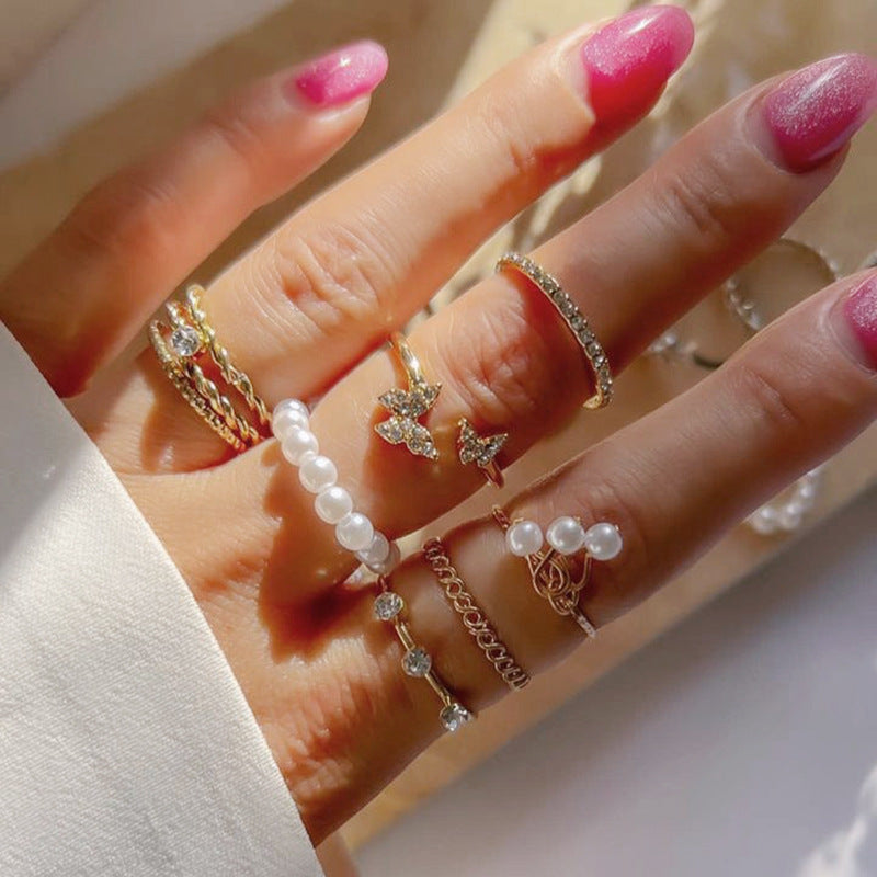 Clearance Vintage Creative Heart Hollow Butterfly Rings