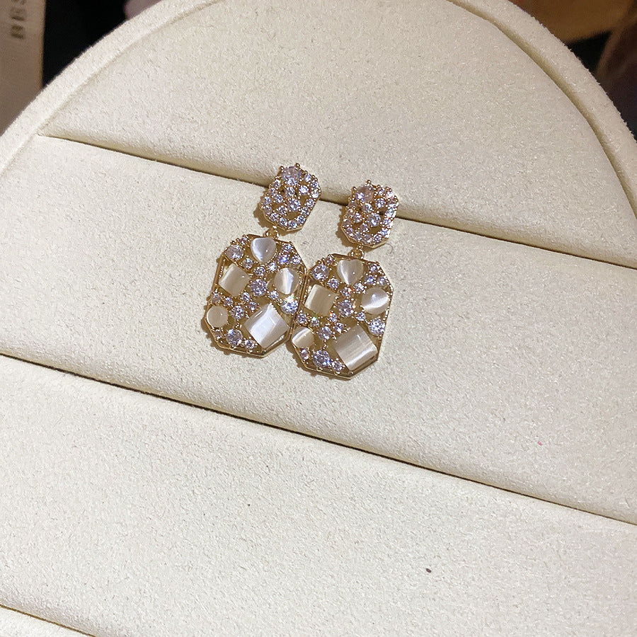 Real Gold Electroplated Zircon Opal Flower Light Ear Clip