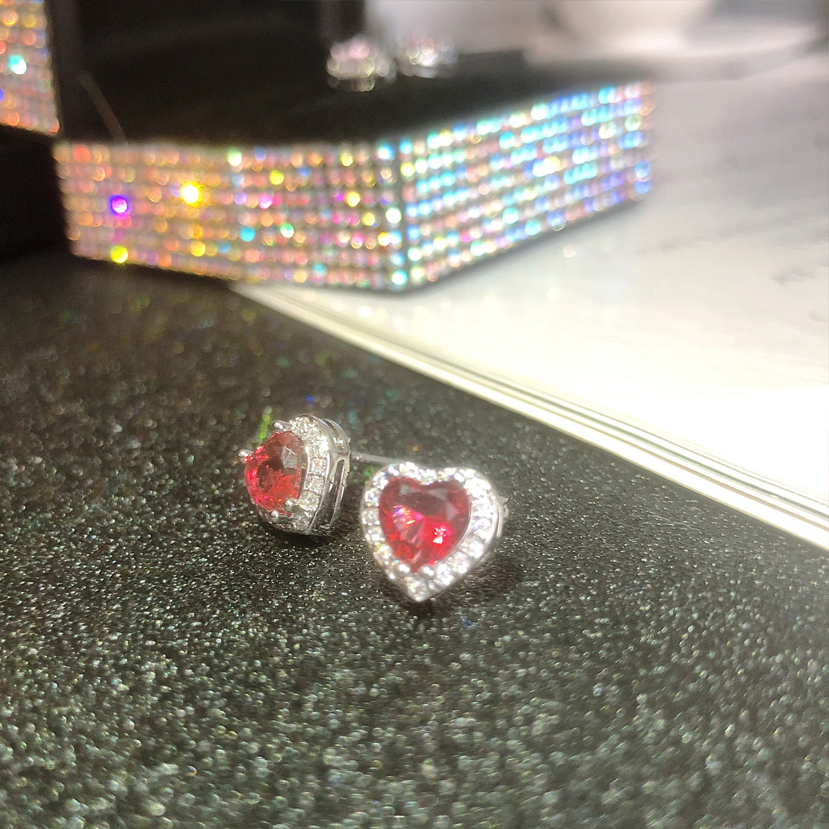 Temperament Rose Heart Tourmaline Ear Thick Platinum Plated Rings