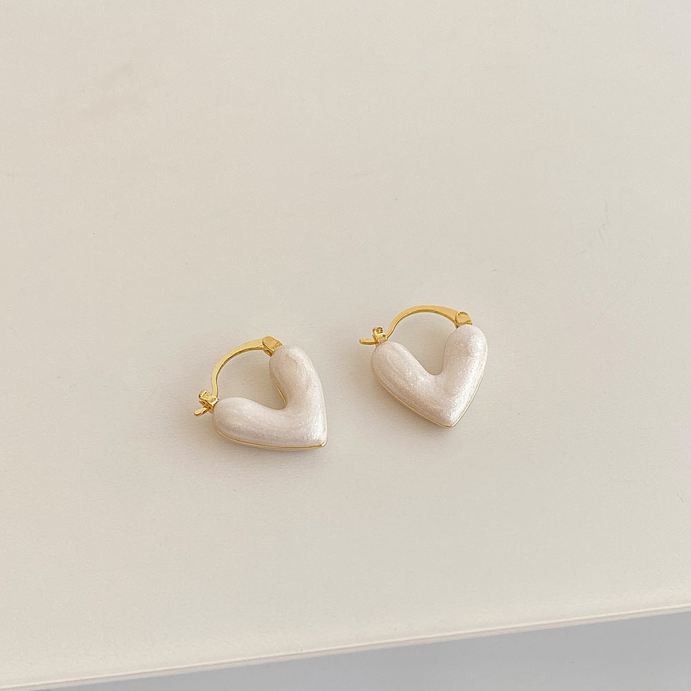 Women's Drop Oil Love Heart Niche Design Simple Earrings