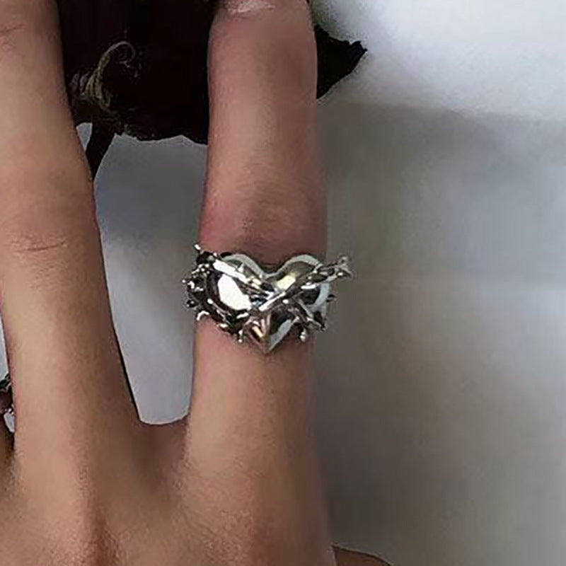 Clearance Vintage Creative Heart Hollow Butterfly Rings