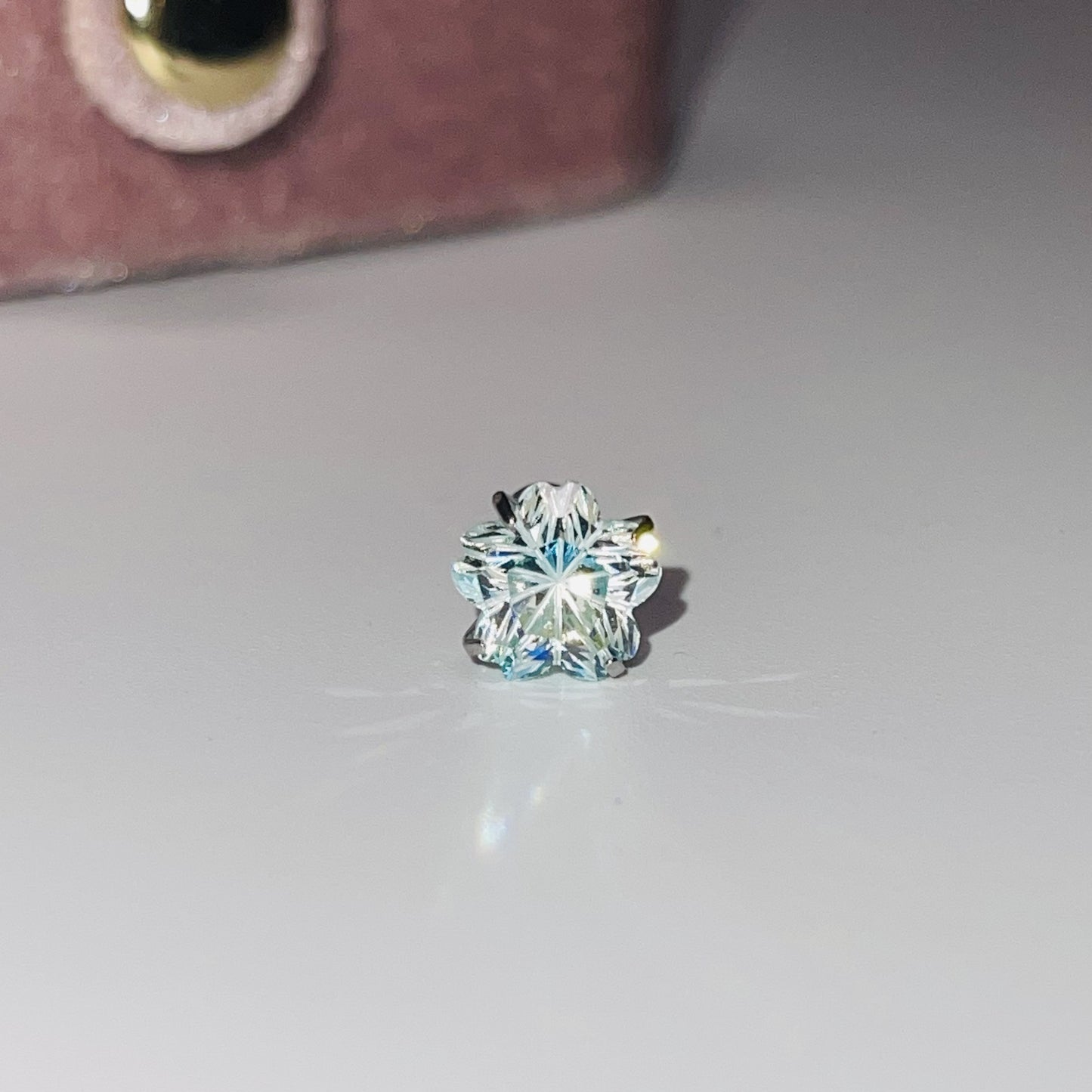 Cutting Flash Zircon Ear Bone Outer Spiral Titanium Steel Diamond Rings