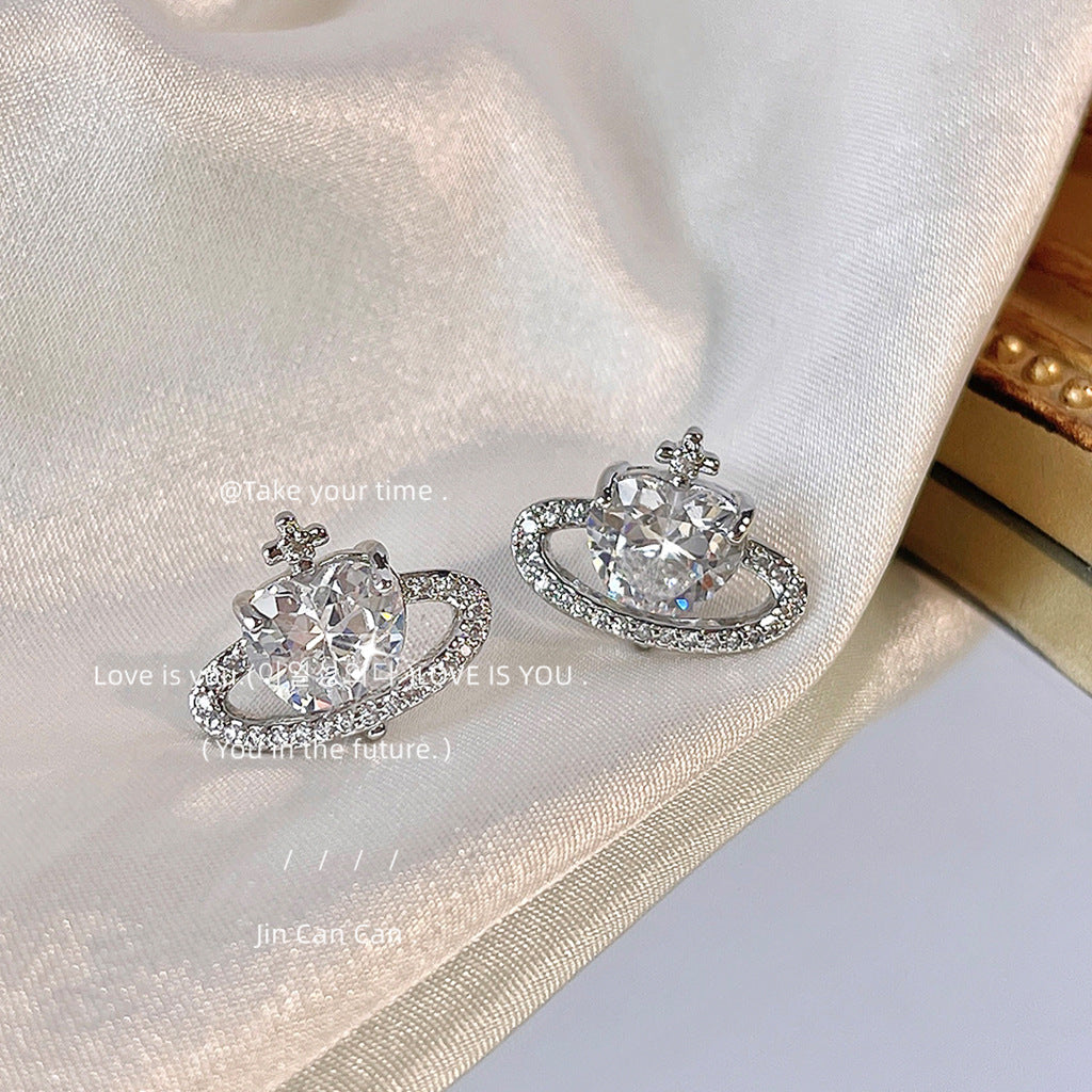 Boucles d'oreilles à la mode en forme d'aiguille en argent Zircon