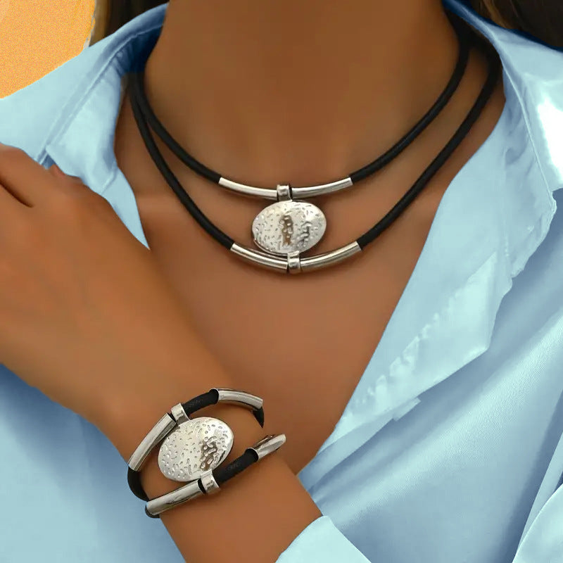 Trendy Pretty Stylish Elegant Retro Suit Jewelry Set