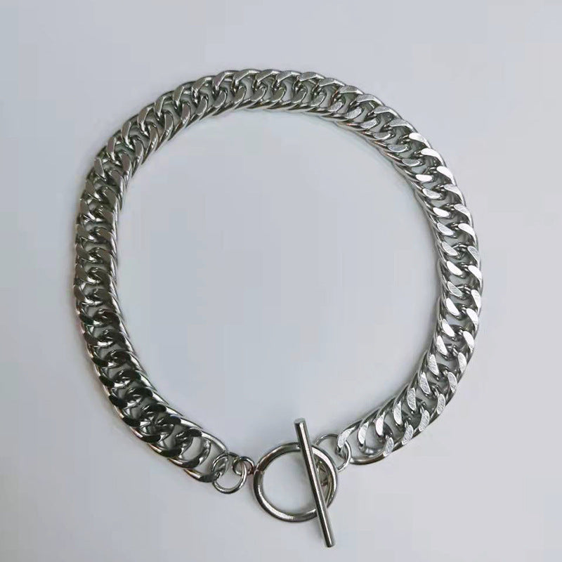 Damen- und Herrenarmbänder aus Edelstahl und Temperament