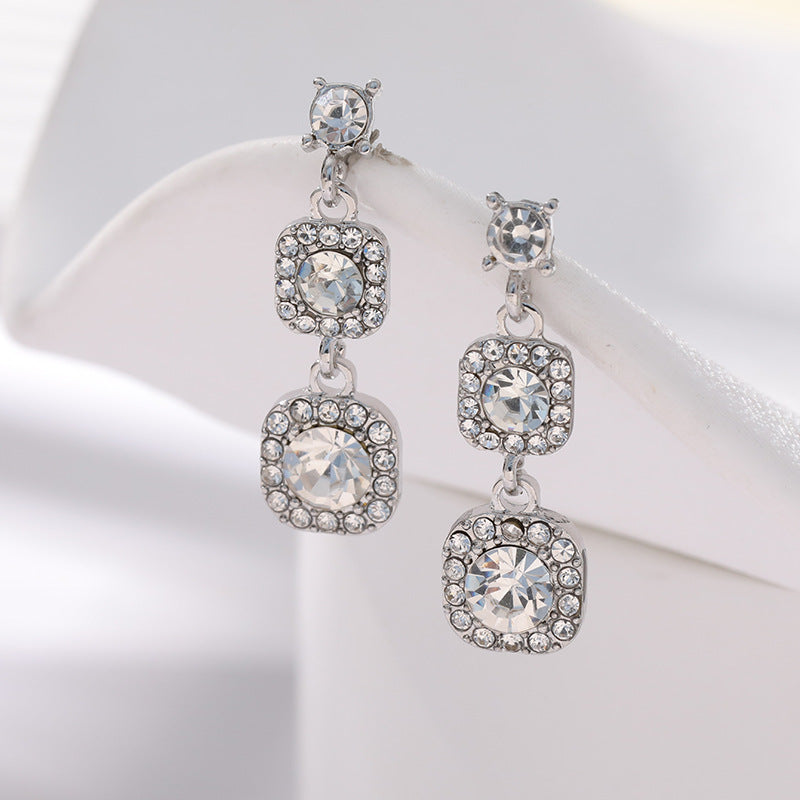 Women's French Style Temperament Rhinestone Light Luxury Earrings