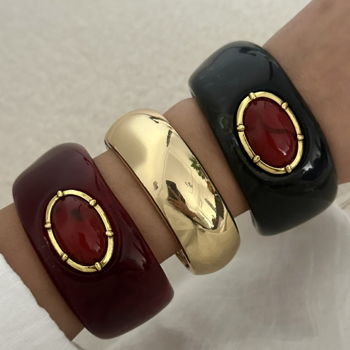 Open-ended Resin Inlaid Imitation Red Turquoise Retro Elegant Niche Bracelet