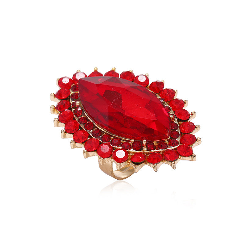 Retro Fashion Eye-catching Luxury Oval Temperament Rings