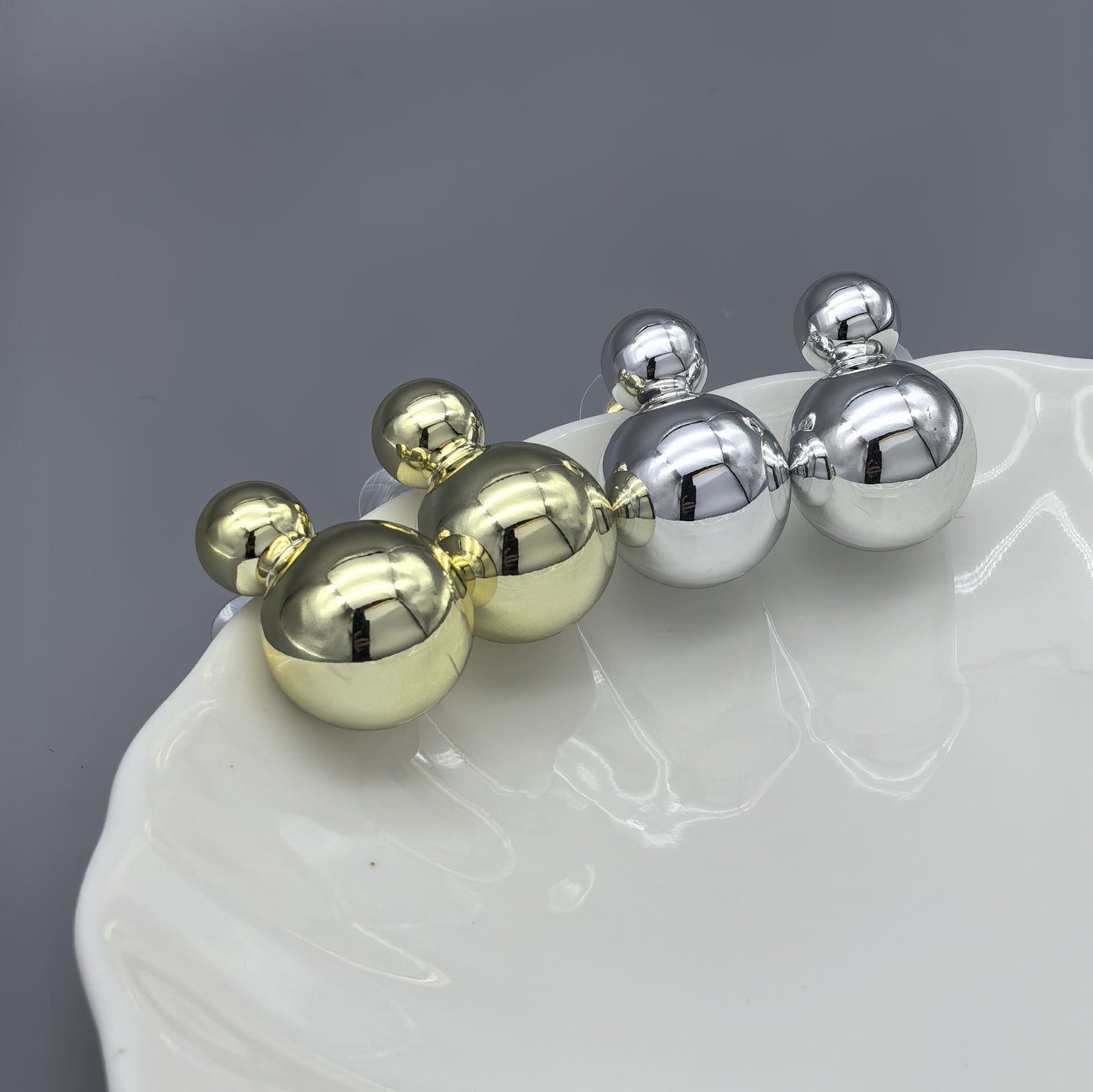 Women's Fashion Personalized High-grade Design Simple Stud Earrings