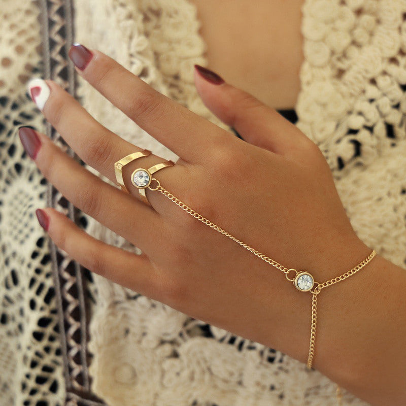 Simple Rhinestone Geometric Hollow Arrow Chain Rings