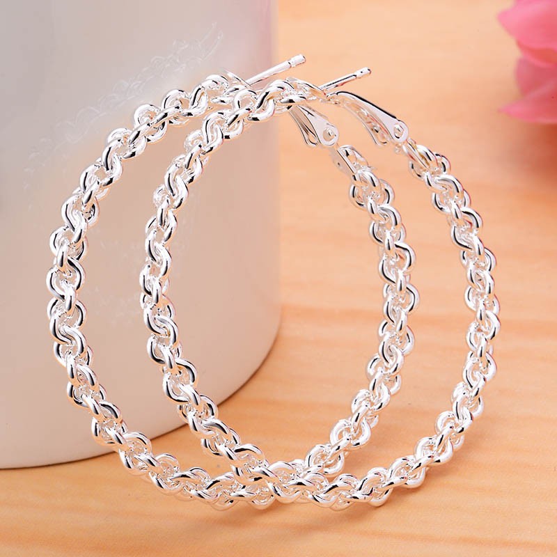 Women's Elegant Twisted Chain Round Exquisite Jewelry Earrings