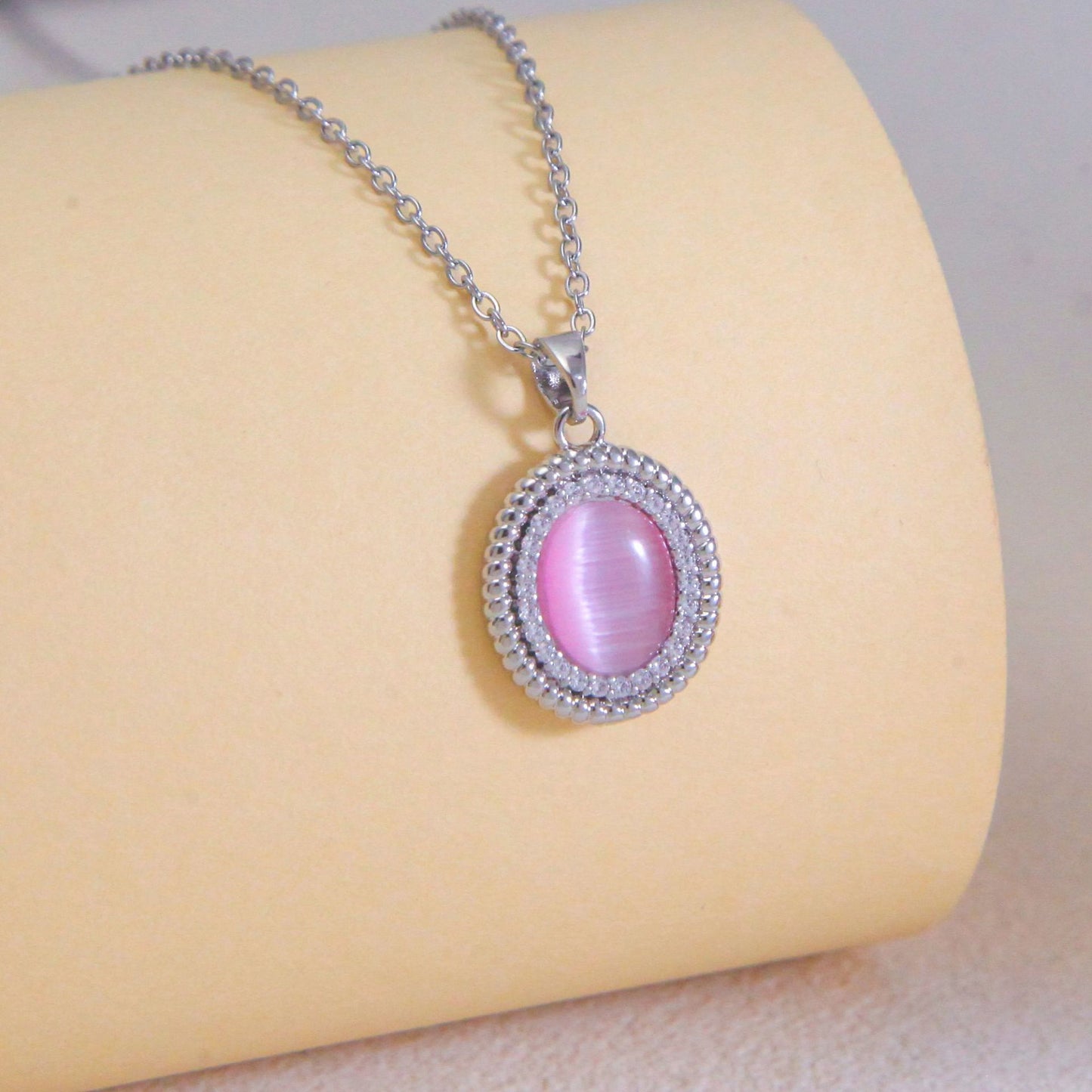 Women's Style Opal Fresh Niche Dopamine Clavicle Necklaces