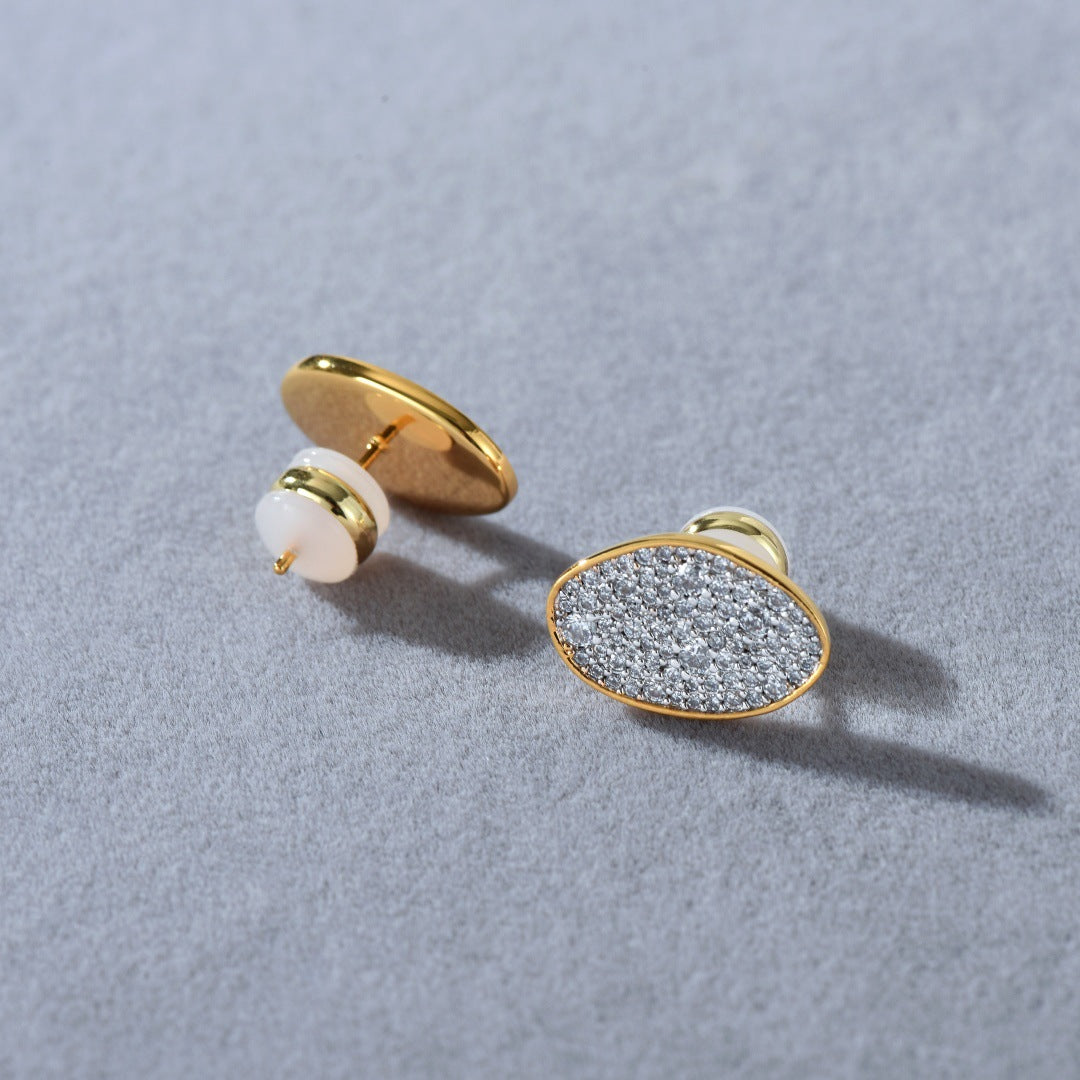 Trendy Oval Metal Inlaid Zircon Classic Earrings