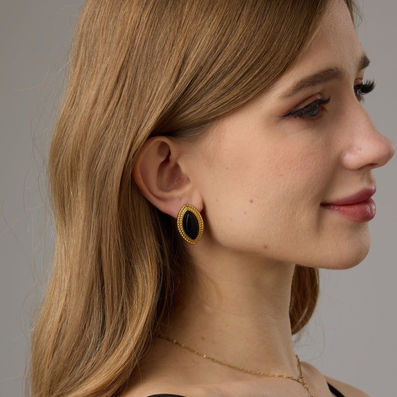 Affordable Luxury Style Braided Border Horse Eye Black Gold Niche Stud Earrings