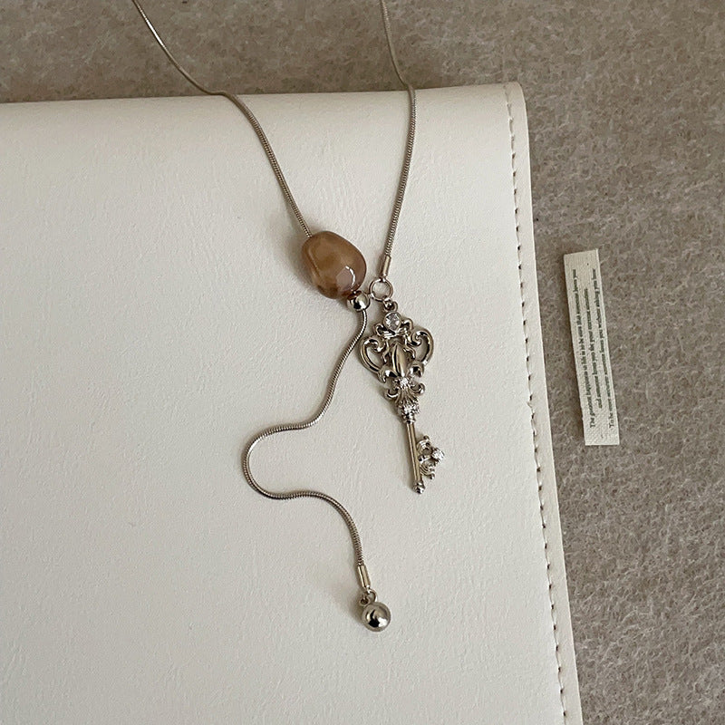 Pearl Female Mild Luxury Retro Niche Personality Fashion Trend Sweater Necklace