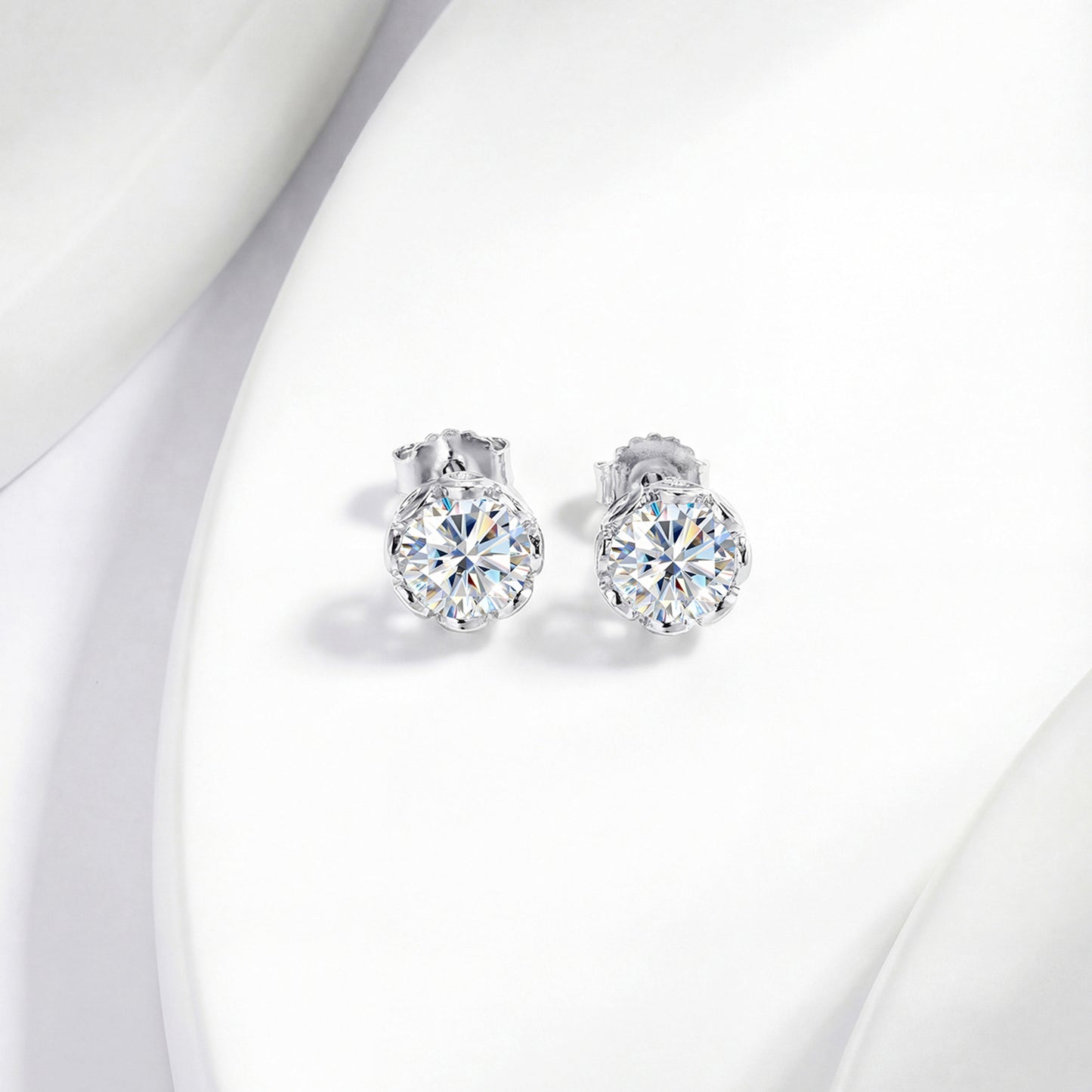 Men's Sier Ear Light Luxury High-grade Niche Female Stud Earrings