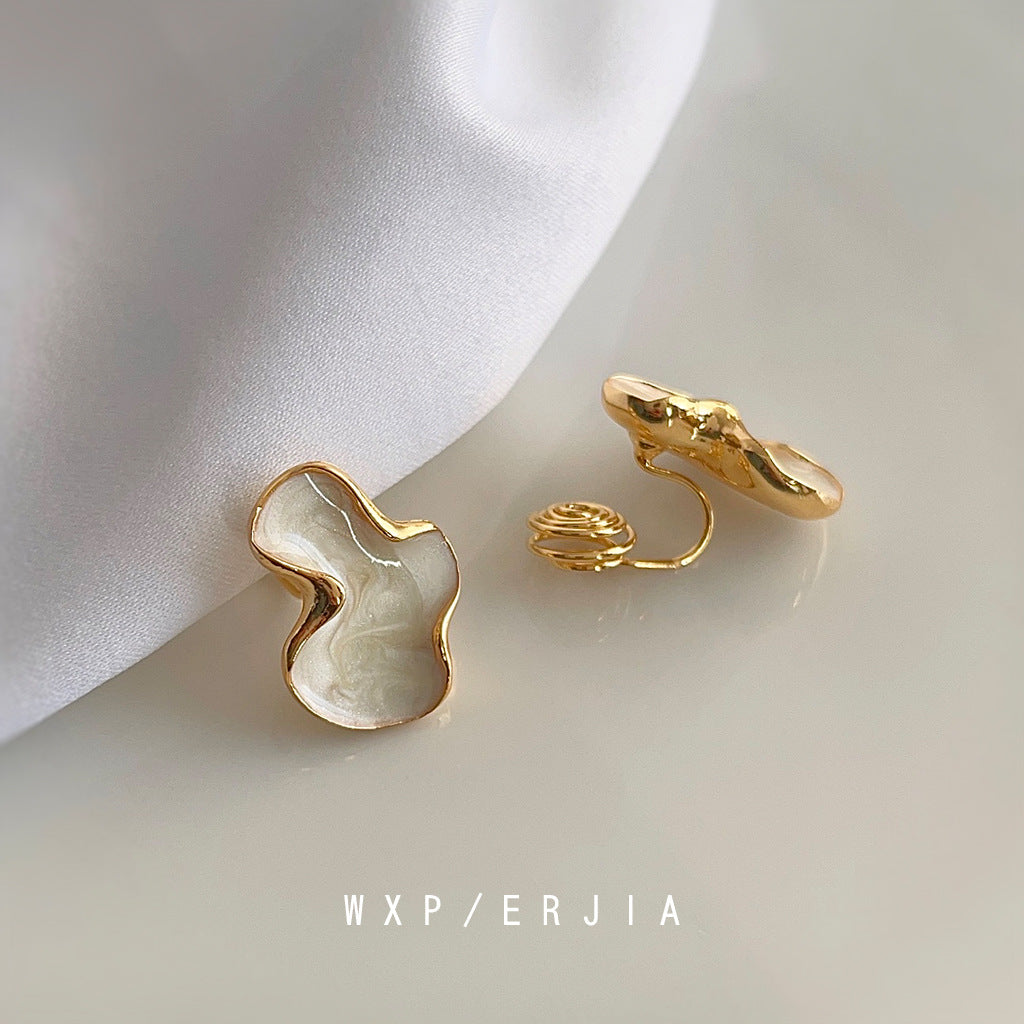 White Drip Glazed Elegant No Piercing Earrings