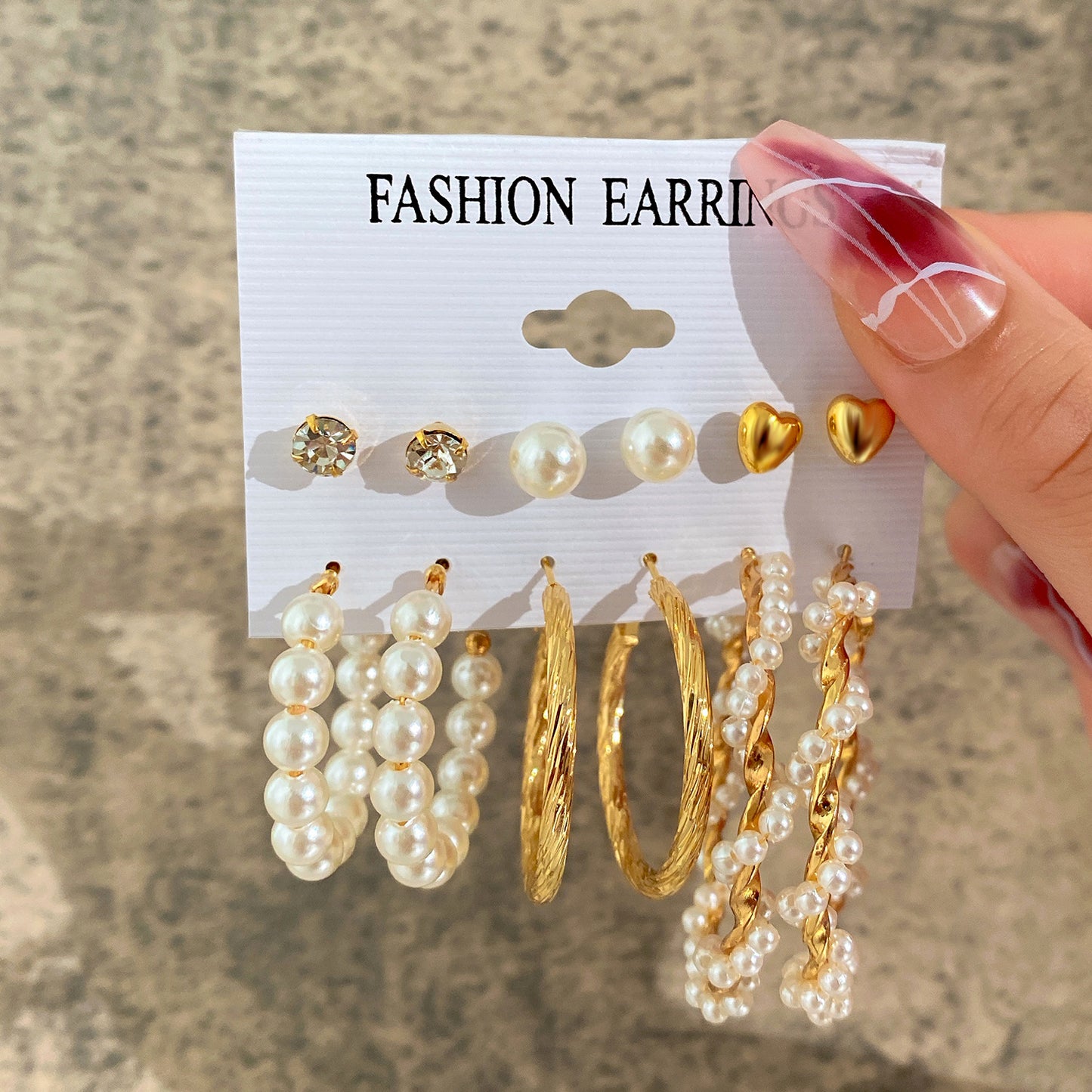 Women's Inlaid Pearl Creative French Retro Gold Earrings