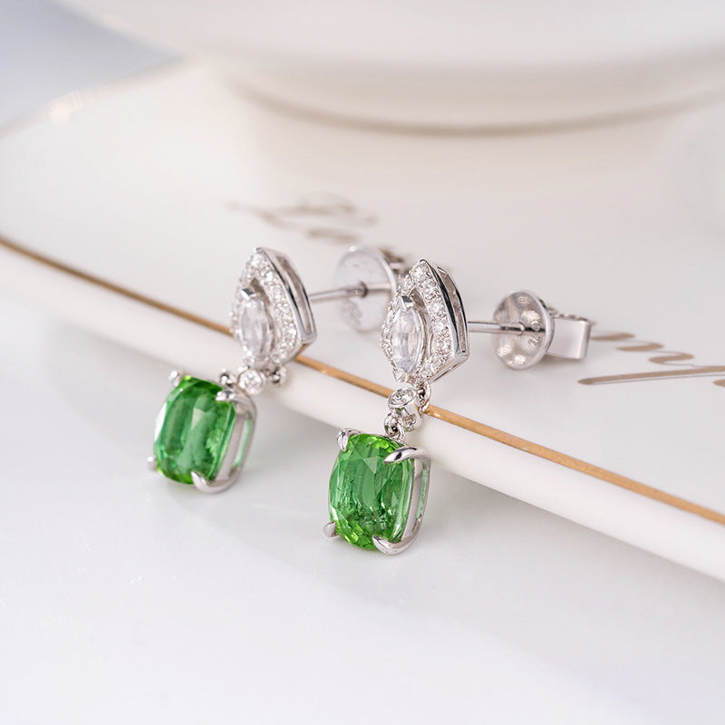 Temperamental Exquisite Imitation Green Tourmaline Fashionable Earrings