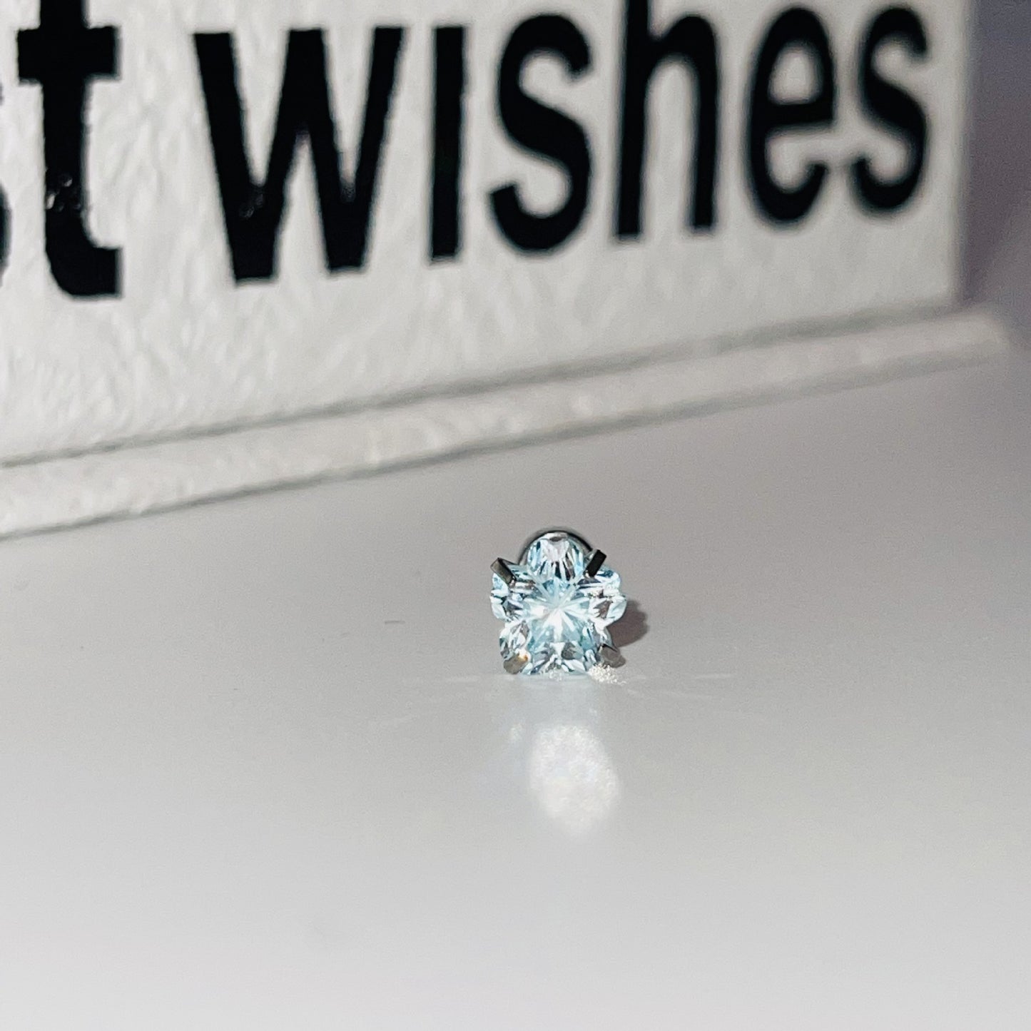 Cutting Flash Zircon Ear Bone Outer Spiral Titanium Steel Diamond Rings
