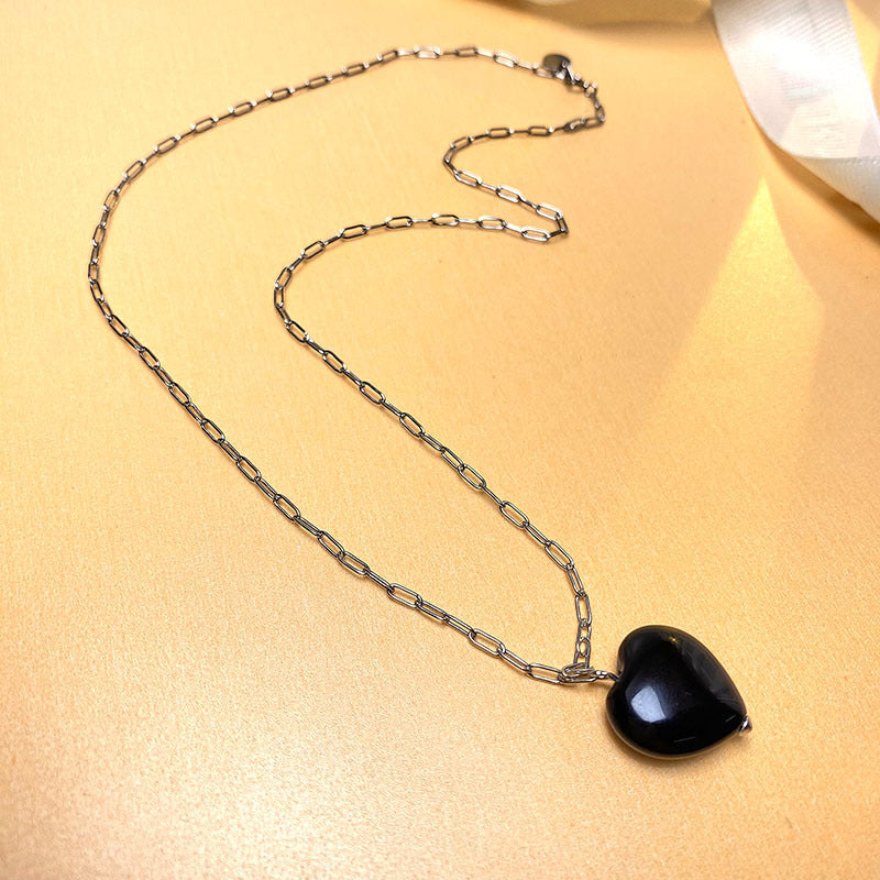 Colliers de chaîne de clavicule féminine en forme de coeur d'agate noire