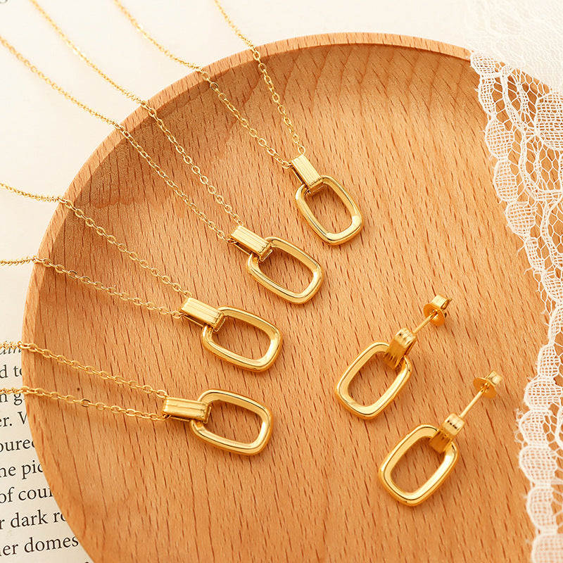 French Retro Oval Titanium Steel Geometric Necklaces
