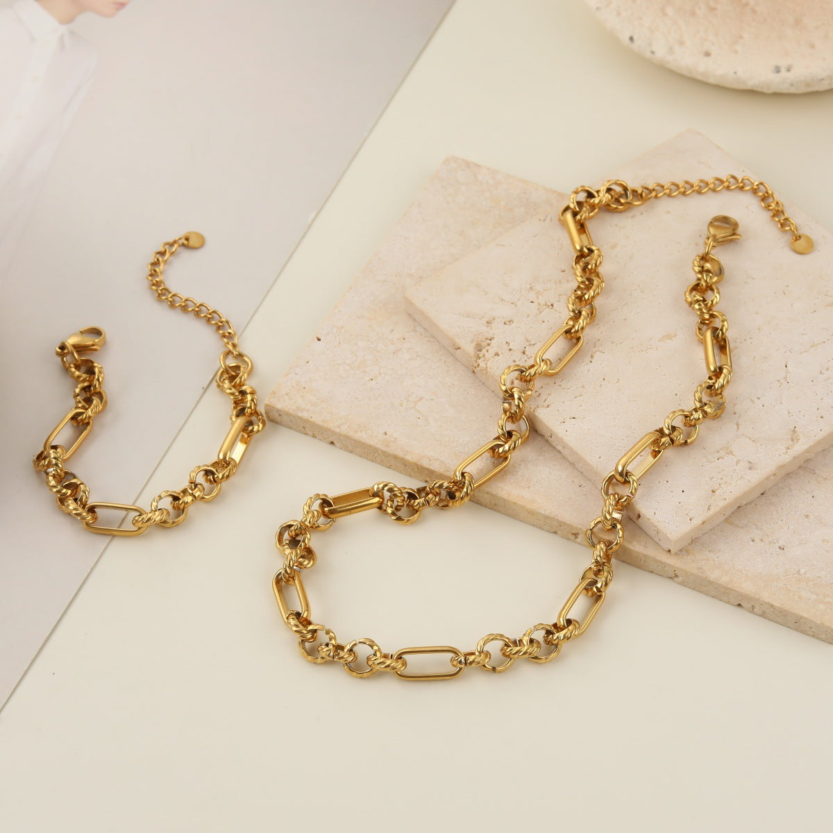 Luxury Vachette Clasp Chain Female Affordable Fashion Jewelry Set