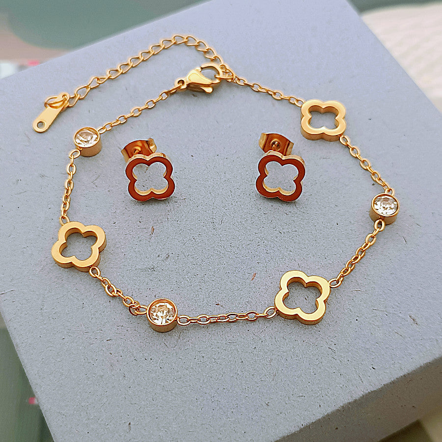 Fashion Stainless Steel Clover Flower Waterproof Colorfast Jewelry Set