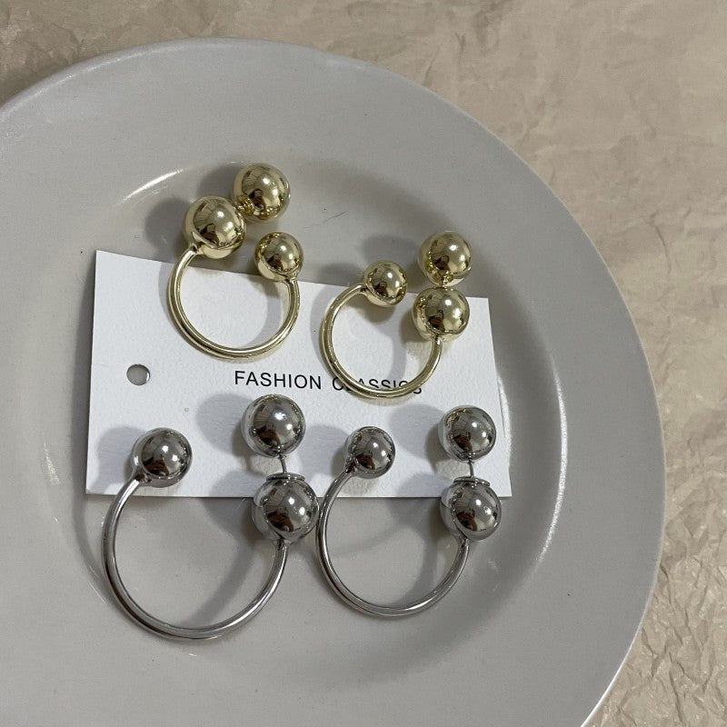 Style French Retro Metal Ball Bead Design Fashionable Quality Earrings