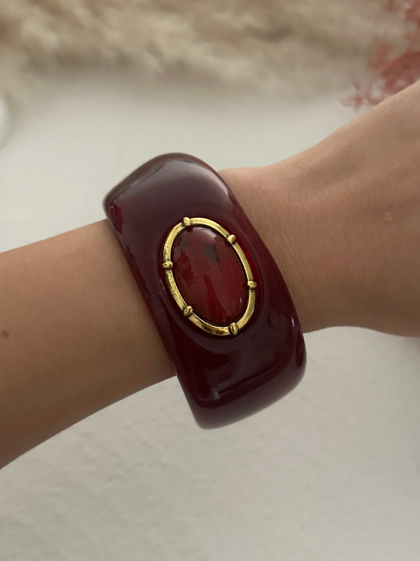 Open-ended Resin Inlaid Imitation Red Turquoise Retro Elegant Niche Bracelet