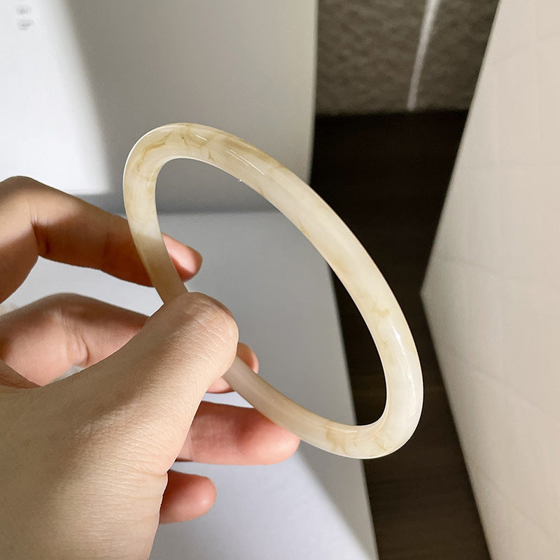 Wide-brimmed Acrylic Acetate Female Summer Retro Geometric Design Bracelets