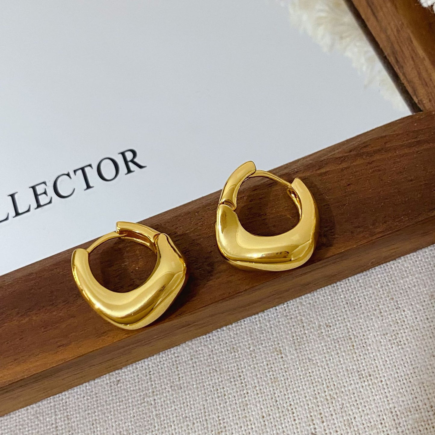Cold Wind Simple Irregular Geometric Glossy Female High Ear Buckle