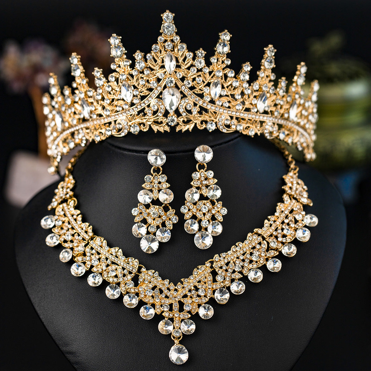 Bridal Three-piece High Sense Ball Wedding Decoration Alloy Jewelry Set