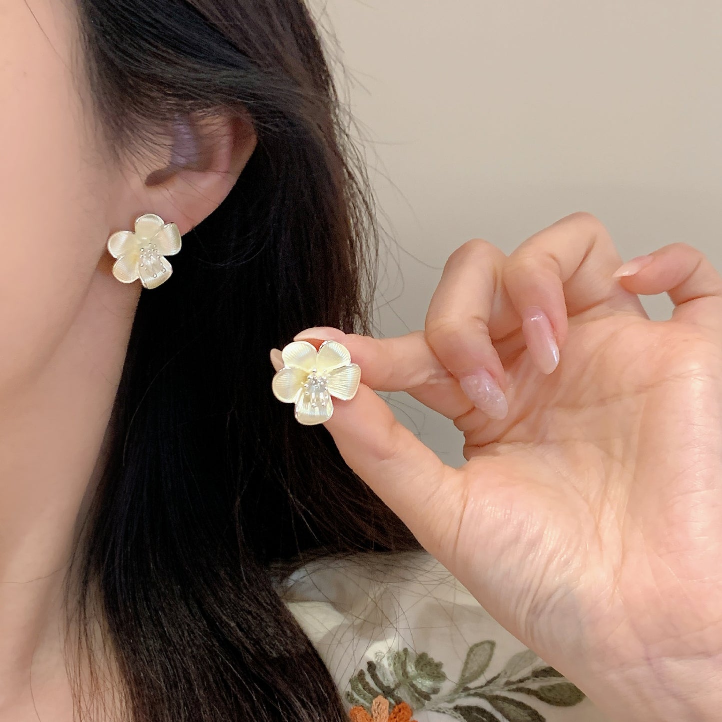 Painted Flower Sier Needle Sweet Fairy Style Niche Gentle Fresh Earrings
