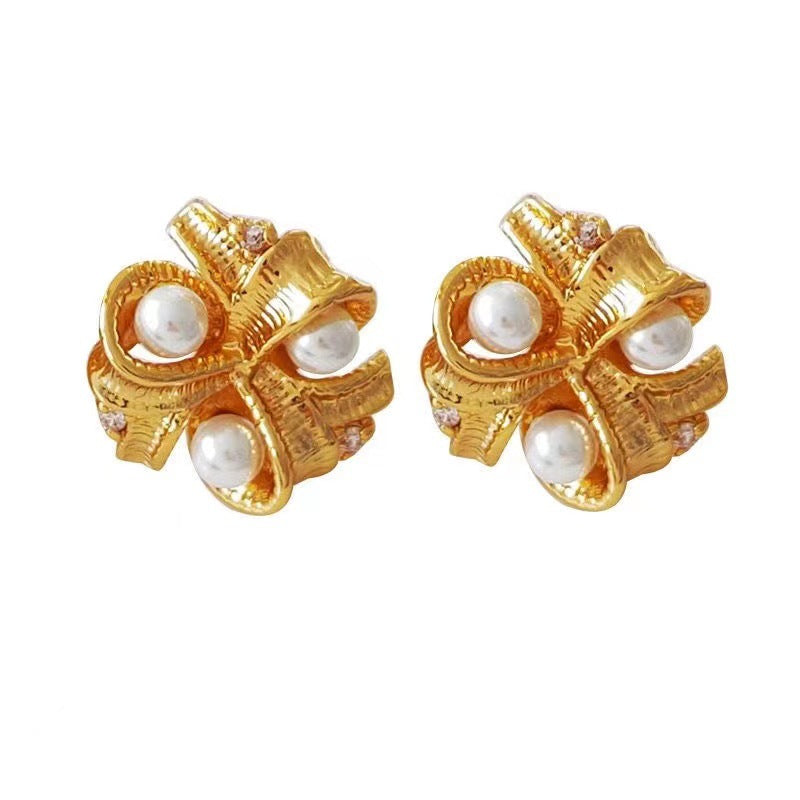 Ornament Style Geometric Three-dimensional Flower Summer Retro Earrings